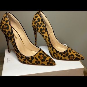 Cheetah Print Pumps